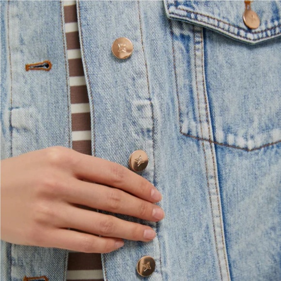 NWT Tuckernuck Denim Archie Jacket in Acid Wash, Size S - Picture 7 of 16